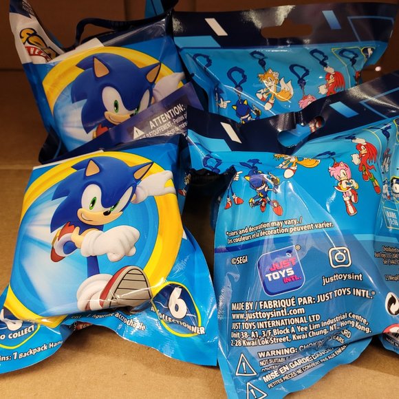 ONE CASE OF 16 PIECES SONIC BLIND BAGS KEYCHAIN HANGERS - Picture 2 of 6